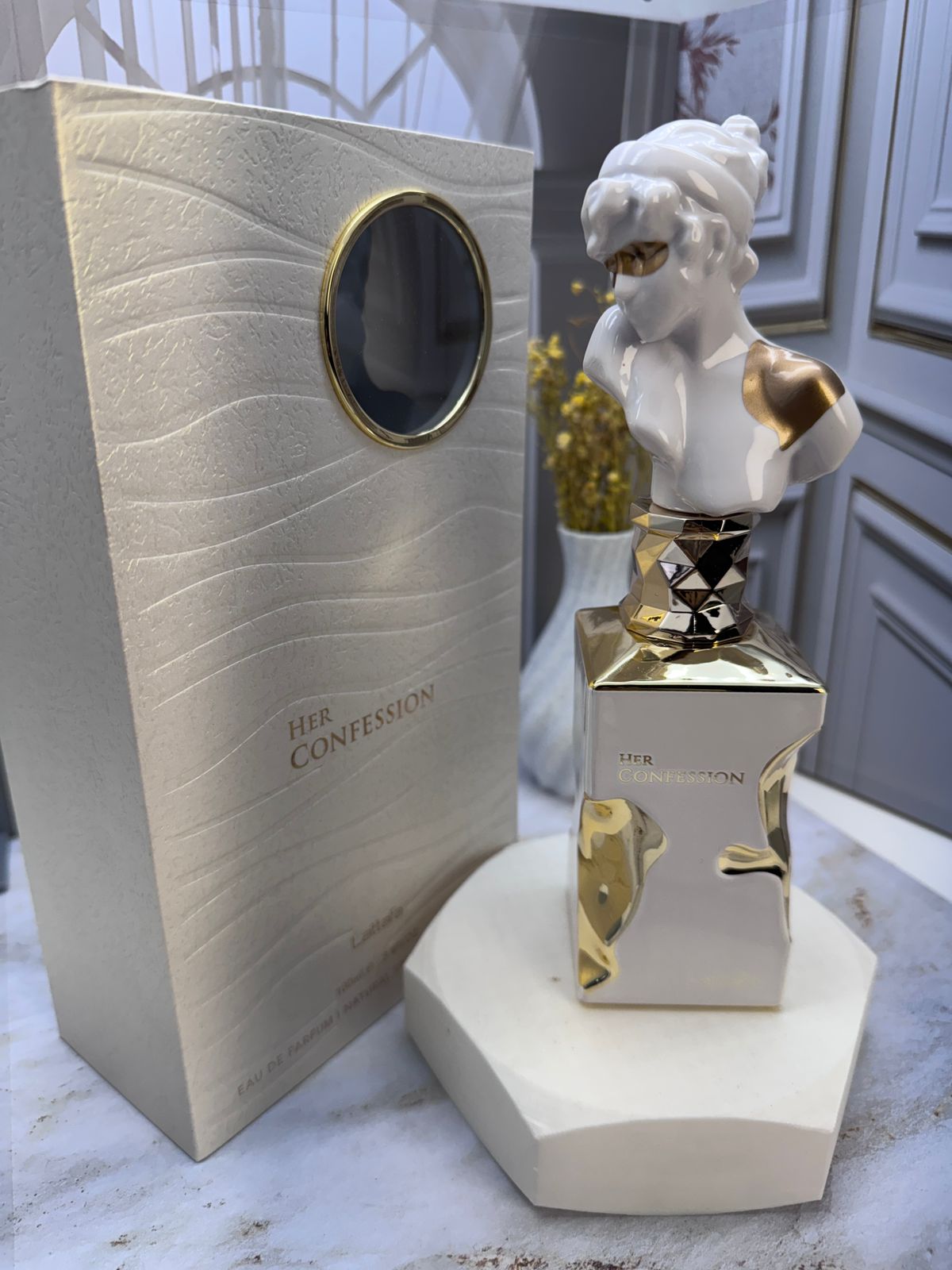 Miniatura 2 de PERFUME HER CONFESSION COFRE+PERFUMERO